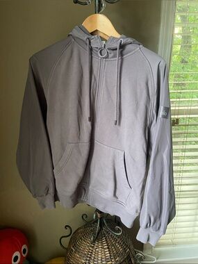 Alo Yoga Full Zip  Hooded Jacket Size Small light plum color